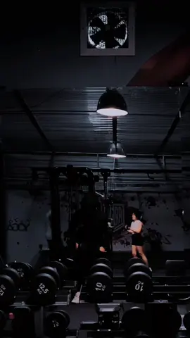 Focus kn your goals #motivation #revenge #hearless #jonggun #GymTok #binsik #workout #gym 