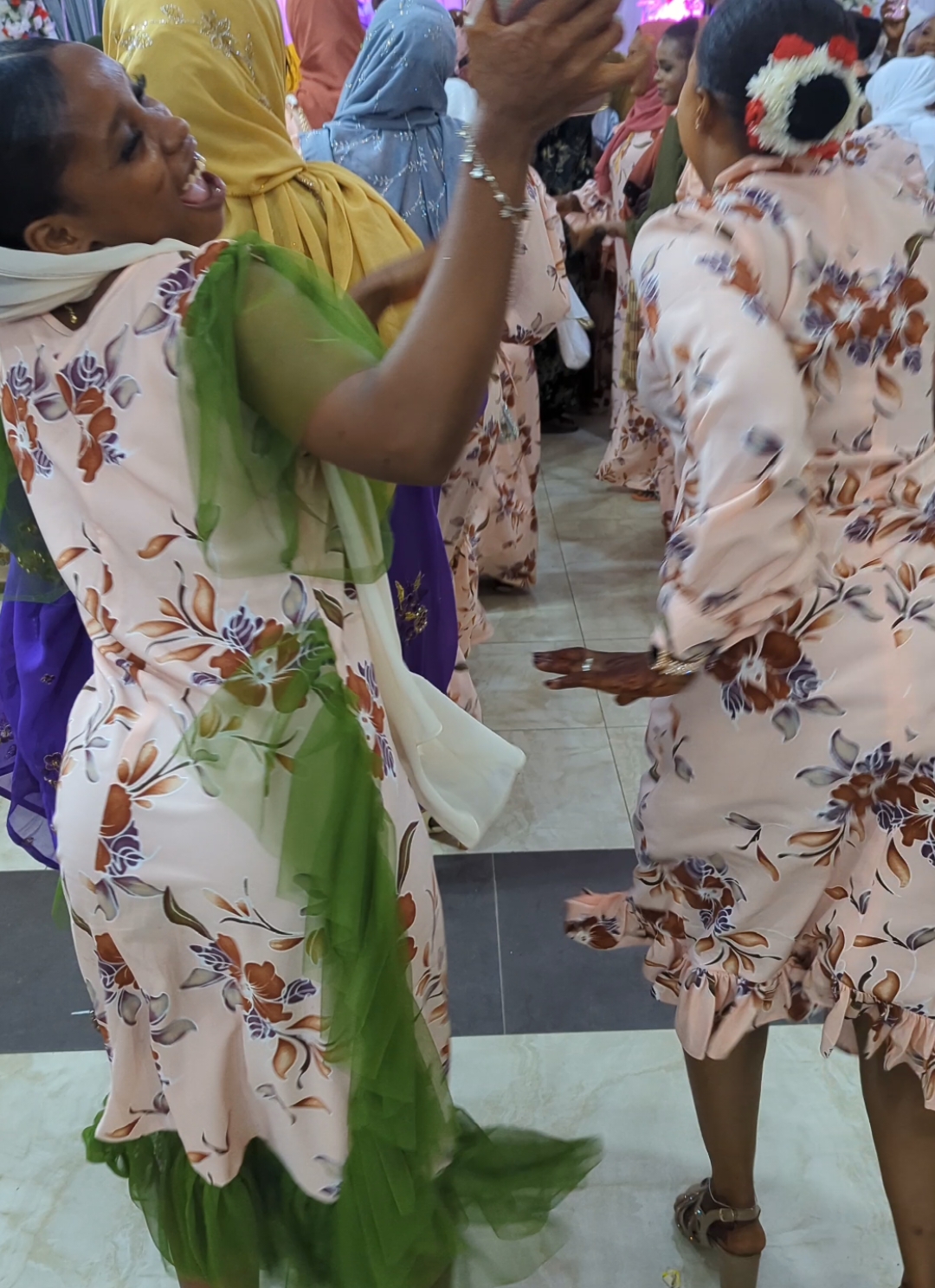 amiiii kama kweli wewe nibingwa wa maholi sema Holi hili lipo wapi?  @shot_video_17 @ALI UBALE og👑🇹🇿💥 @Mpemba Comedy586 @Talented @𝑹𝒂𝒔𝒂𝒎 @Azad kkhan 