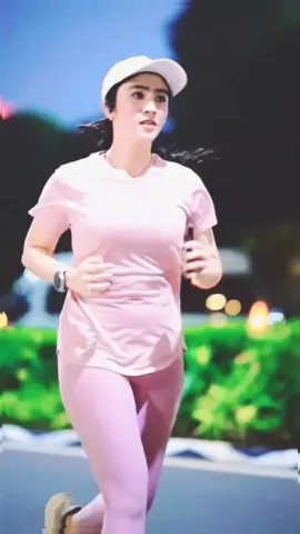 febby juga boleh.. #viral #trending #fypシ゚viral #artisindonesia #gisel 