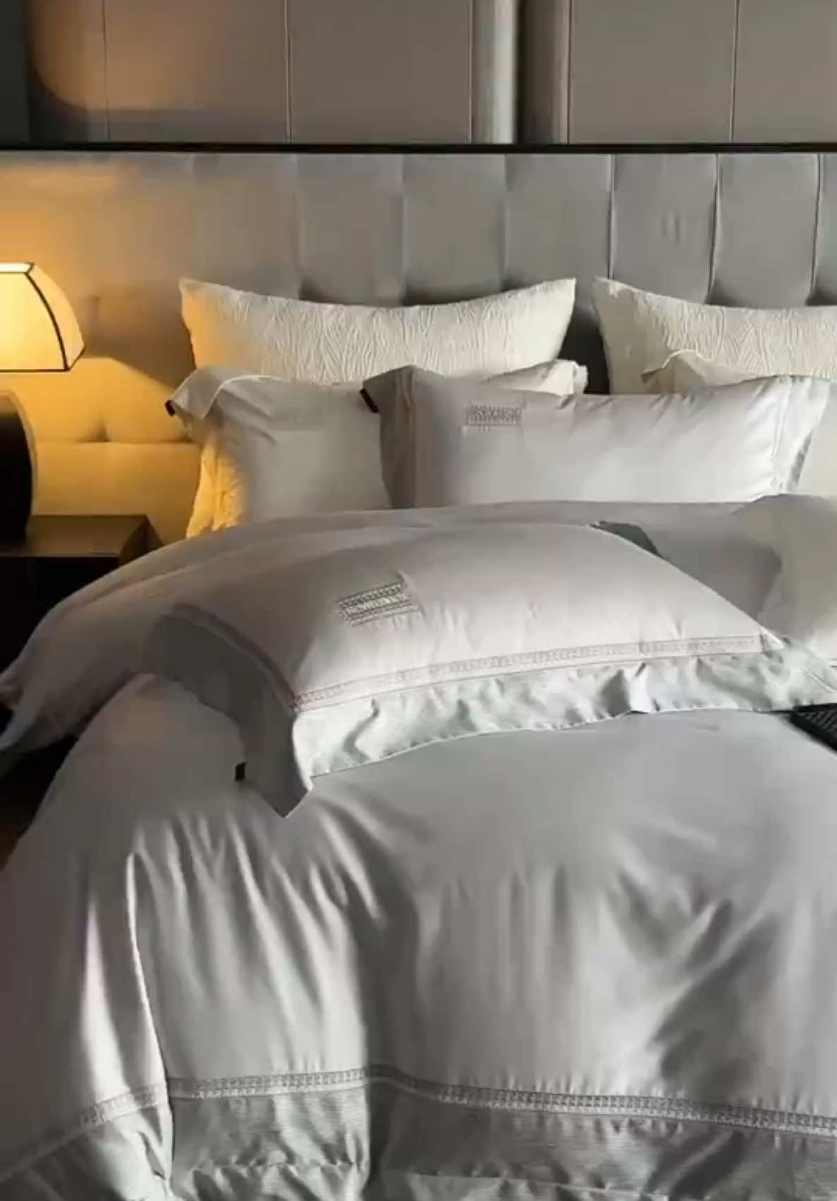 Sự kết hợp giữa cotton và tencel tạo nên 1 bộ ga mềm mại bền bỉ dày dặn hơn là tencel thông thường 💍#changagoicaocap#chaanggoitangia#changagoicuoi#changagoidep