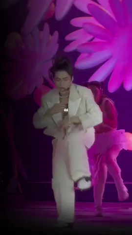 Em à em là ai khiến lòng anh si mê bao nhiêu ngày qua.. #chamhoa #mono #nhachaymoingay #xuhuongtiktok 