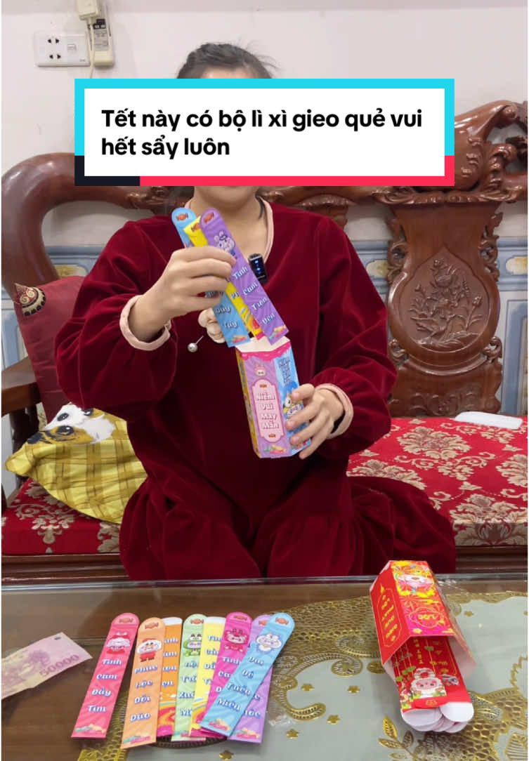 Tết này có bộ lì xì gieo quẻ này vui hết sẩy luôn mấy ông bà ơi…#lixi #baolixi #baolixitet #lixigieoquẻ #tet2025 #xuhuong #ngocvuive96 