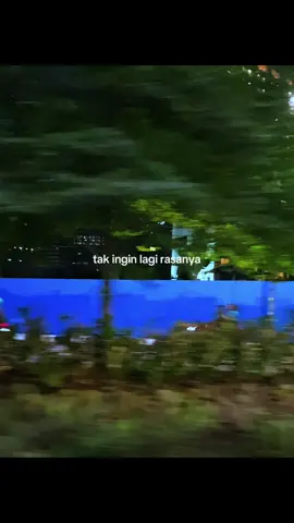 jika tidak denganmu, maka tidak dengan siapapun.