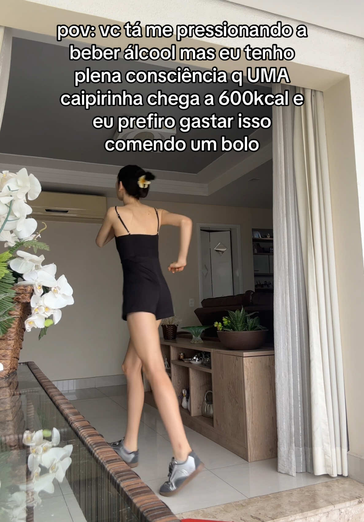 se n for pra deixar d bebêr pra ser saudável pois q seja pelas calorias q o álcool tm 😅🙏🏻