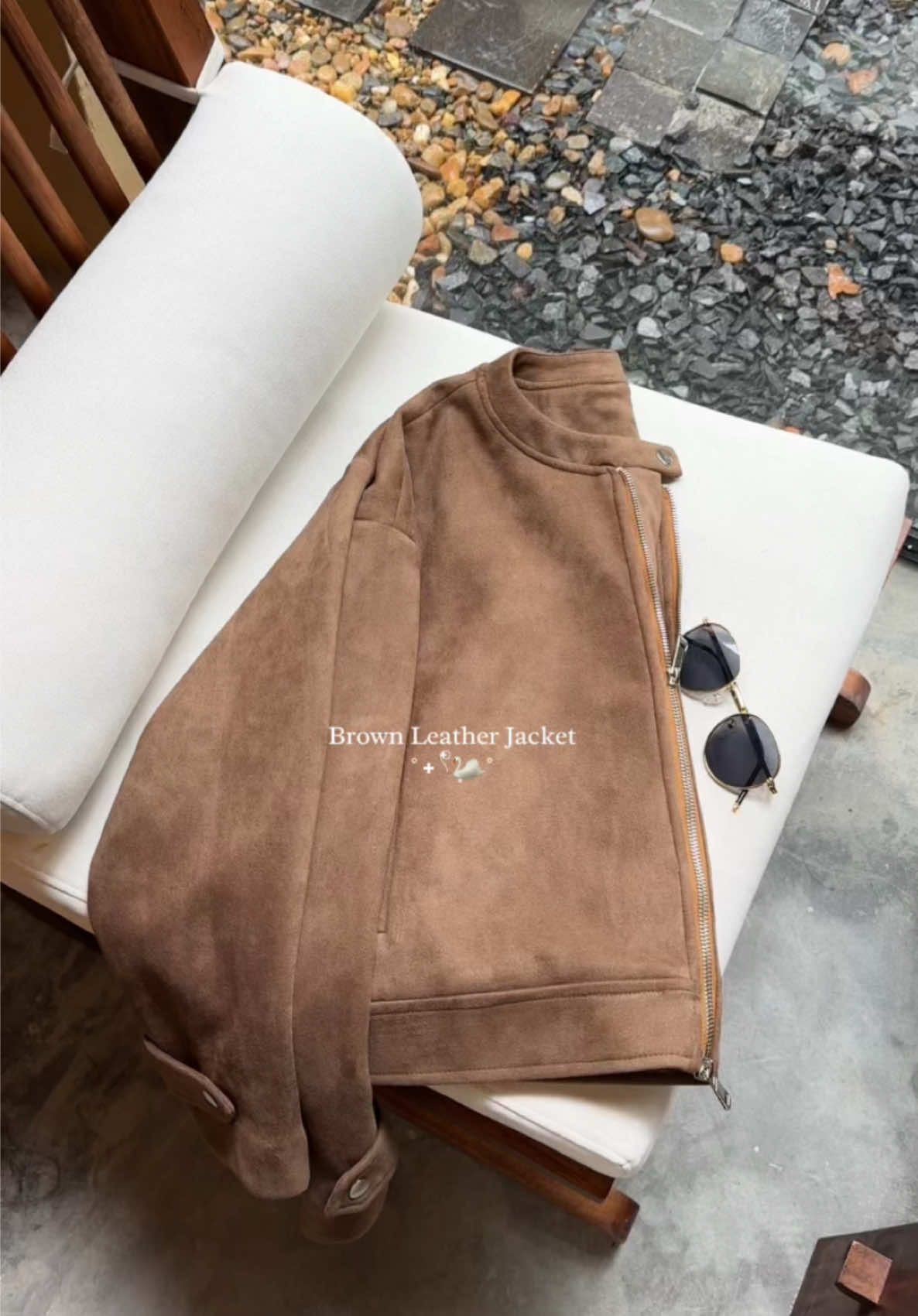 Thêm một mã áo da lộn cổ trụ mới mê quáaaa 😍 #aolennu #shoppinghaul #setdoxinh #outfit #aokhoacnu #outfitinspiration 