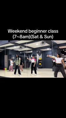 Weekend beginner class  (7am~8am) Weekday Beginner class(4:00pm-5:00pm) Kpopclass(5:00pm-6:00pm) Monday နေ့တိုင်းသစ်ချင်းအသစ်စပါတယ် 🥳တစ်လလုံးအချိန်မပေးနိုင်သူလဲတစ်ပတ်ချင်းတက်လို့ရပါတယ်🥰  📍VIBES DANCE STUDIO  📍MDY(37-79x80) Minemy fashion 2nd floor #fyp#dance#foryou#vibes#beginner#trend#basic#stepbystep#viral 