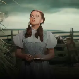 Somewhere Over the Rainbow 🫧 || #dorothy #glinda #elphaba #wicked #oz #fyp #paravoce #parati #edit #tipografia #trendingvideo #viral_video #musical #wizardofoz #legenda #movie #old #viralvideos #wickedthemusical 