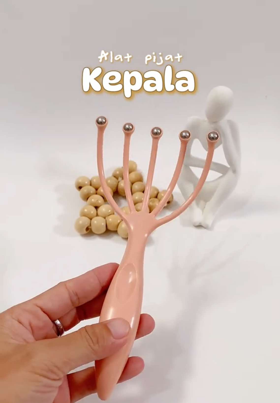 Yang sering pusing kepala wajib banget punya alat ini… simple, kecil dan berguna… selain itu juga harganya murah banget… dijamin kepake dan bermanfaat… yuk order di kerkun ya besti #alatpijatkepala #headscalpmassage 