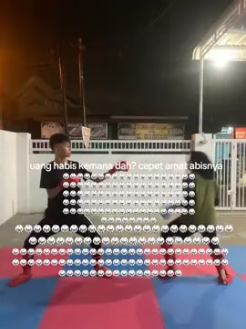 mau jajan aja mikir mikir karna tanding😭#fyp #karate #fyppppppppppppppppppppppp #munculberanda #karateka #atlet 