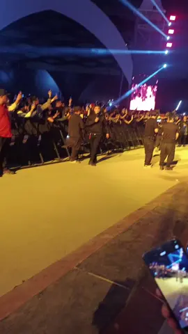 Zion ! 🔥  Cochinola La Última Cena 🐶  #cochi #cochinola #cochinolalaultimacena #zion #zundada 