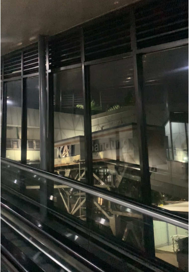 soundnya candu 🥰 #mojangpriangan #stasiunbandung #keretaapi #bandung #argoparahyangan #fyp #xyzbca #fypシ゚ 