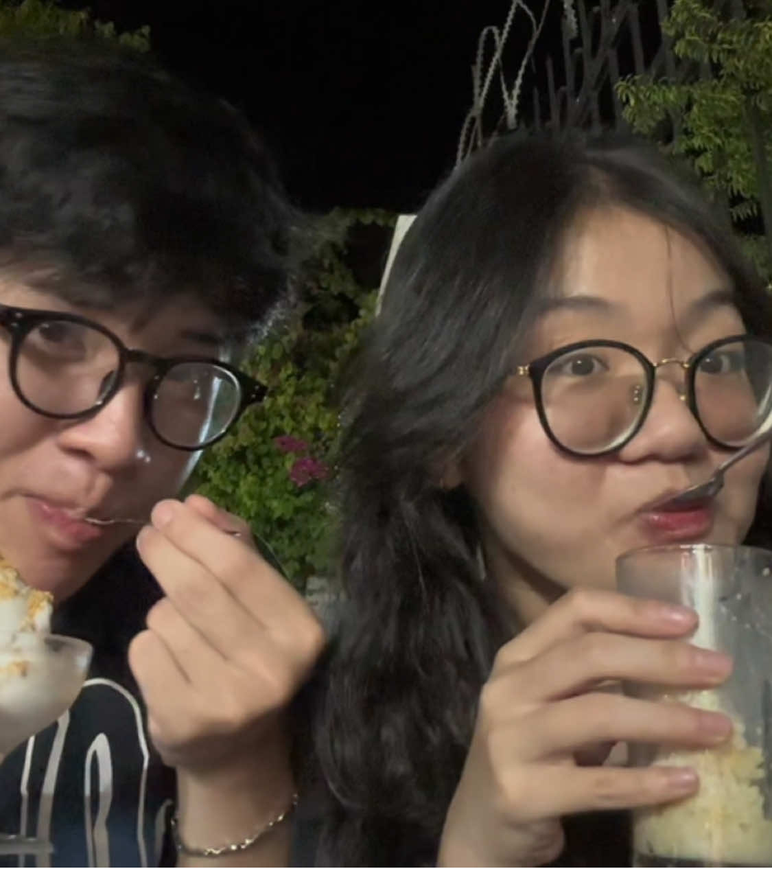 couple foodtour 🍜🐰 #Vlog #trend #yeuxa 