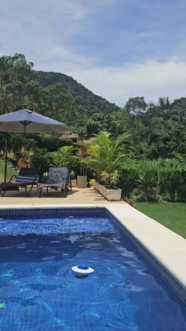 Calorão por aqui 🥵 Ótimo domingo para vocês🥰 #vidanaserra #casademadeira 