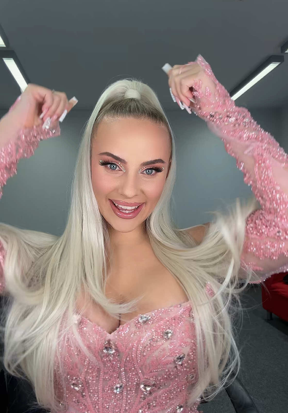 Hab mich bei unserem Musikvideo gefühlt wie eine Prinzessin!💖 #viral #fürdich #foryou #foryoupage #fy #fyp #transition 