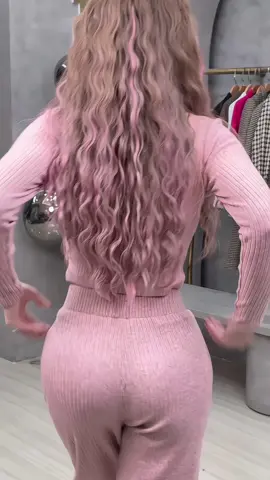 Làm gì có độ tuổi đẹp nhất . Trạng thái tốt nhất thì tuổi nào cũng đẹp 🙈 #xuhuong #hằngtrầnyênbái #hangtranyenbai 