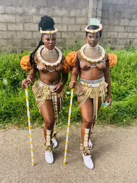 Twiin lamii❤️🥺🙏.... Iloveyou❤️😘#SAMA28 #zulu #umemulokashuduza #amatshitshi🥰🥳🥳 #zulunation #zulutiktok #viral_video #vira #mamusani 