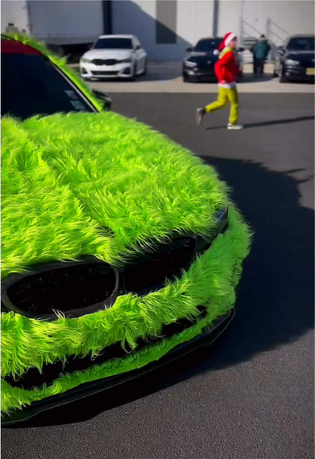 The BMW WHO STOLE CHRISTMAS🎄🙂‍↕️ #christmas #bmw #bmwmotorsport #m5competition #christmaslightshow #grinch #grinchmas #fyp #bmw #elf #m340i #m340ixdrive 