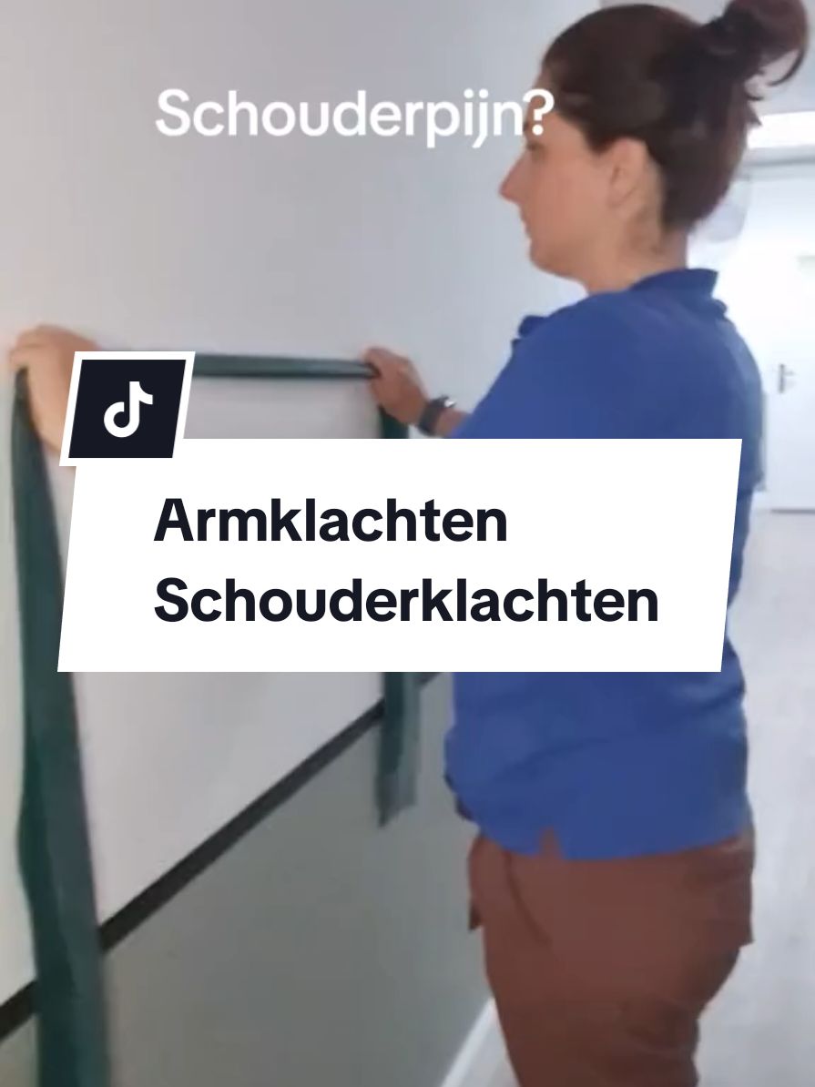 Heb je last van arm -of schouderklachten. Probeer deze oefening dan eens te doen. Vergeer hem niet op te slaan voor later. #ugc #voorjoupagina #arm #Fysiotherapie #pain #pijn #schouder 