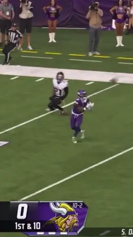 Sam Darnold and Addison connection is on FIRE #nfl #highlights #skol #minnesotavikings #samdarnold #jordanaddison #sports #touchdown 