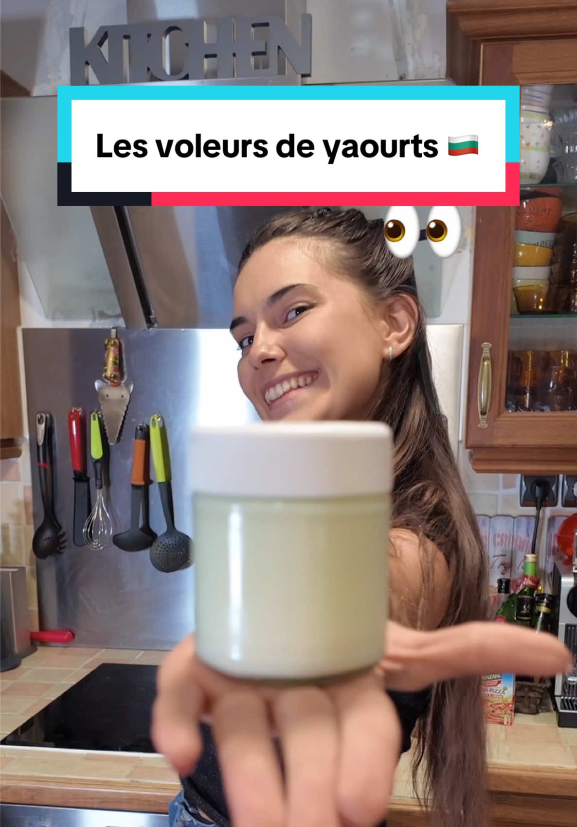 Pauvres yaourts de Misha… 😂 Avec notre code INRY7T3 - vous avez -20 euros + un accessoire offert sur le site d’@insta360_official !! #insta360 #insta360go3s 