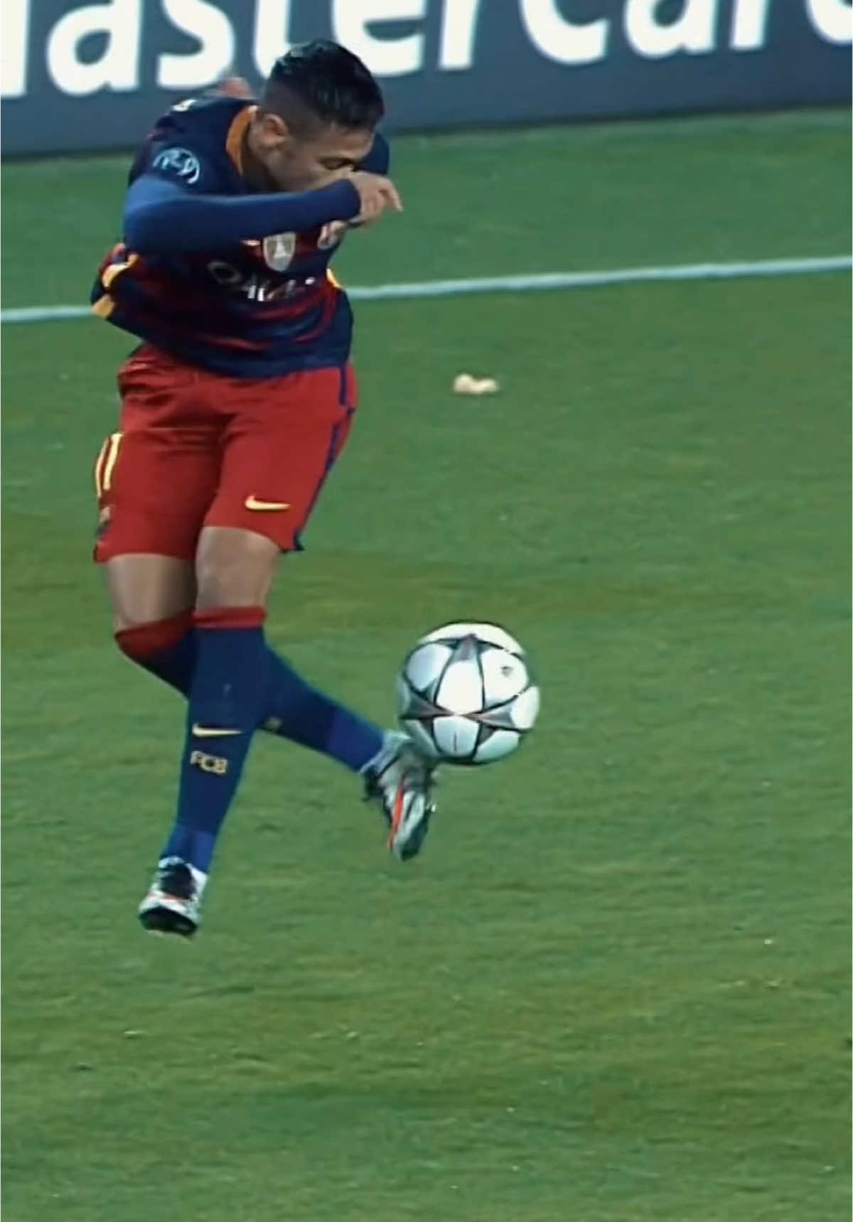 Jogo bonito 🇧🇷✨ Neymar 🤝 Raphinha #fcbarcelona #barça #barçaontiktok #laligahighlights #Neymar #Raphinha #skills 