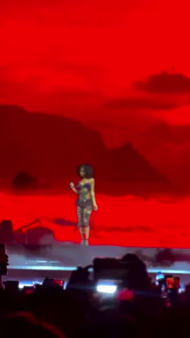 Tyla performando “On My Body” em Pretoria, Africa Do Sul. #tyla #fyp #SA @Tyla 