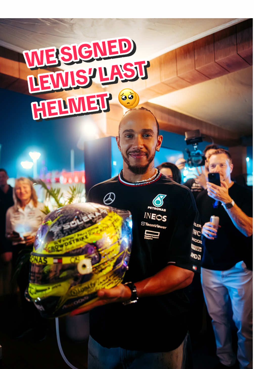 Our gift to you, Lewis ❤️ #LewisHamilton #Mercedes #F1 #Helmet #ThankYou 