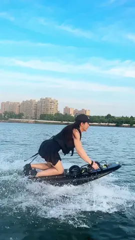 RUSH WAVE ,Surfing is fun #rushwave  #Surfing #surfboard #electricsurfboard