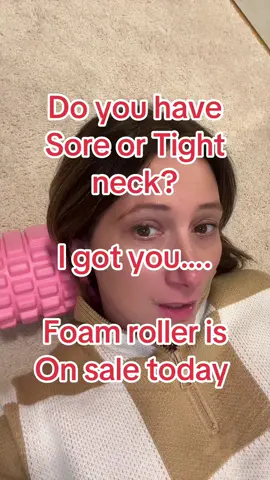 Grab your foam roller! #yoga #pilates #foamroller #foamrollerpilates #neckpain #neck #pilatesworkout #giftideas #gift #workouttips 