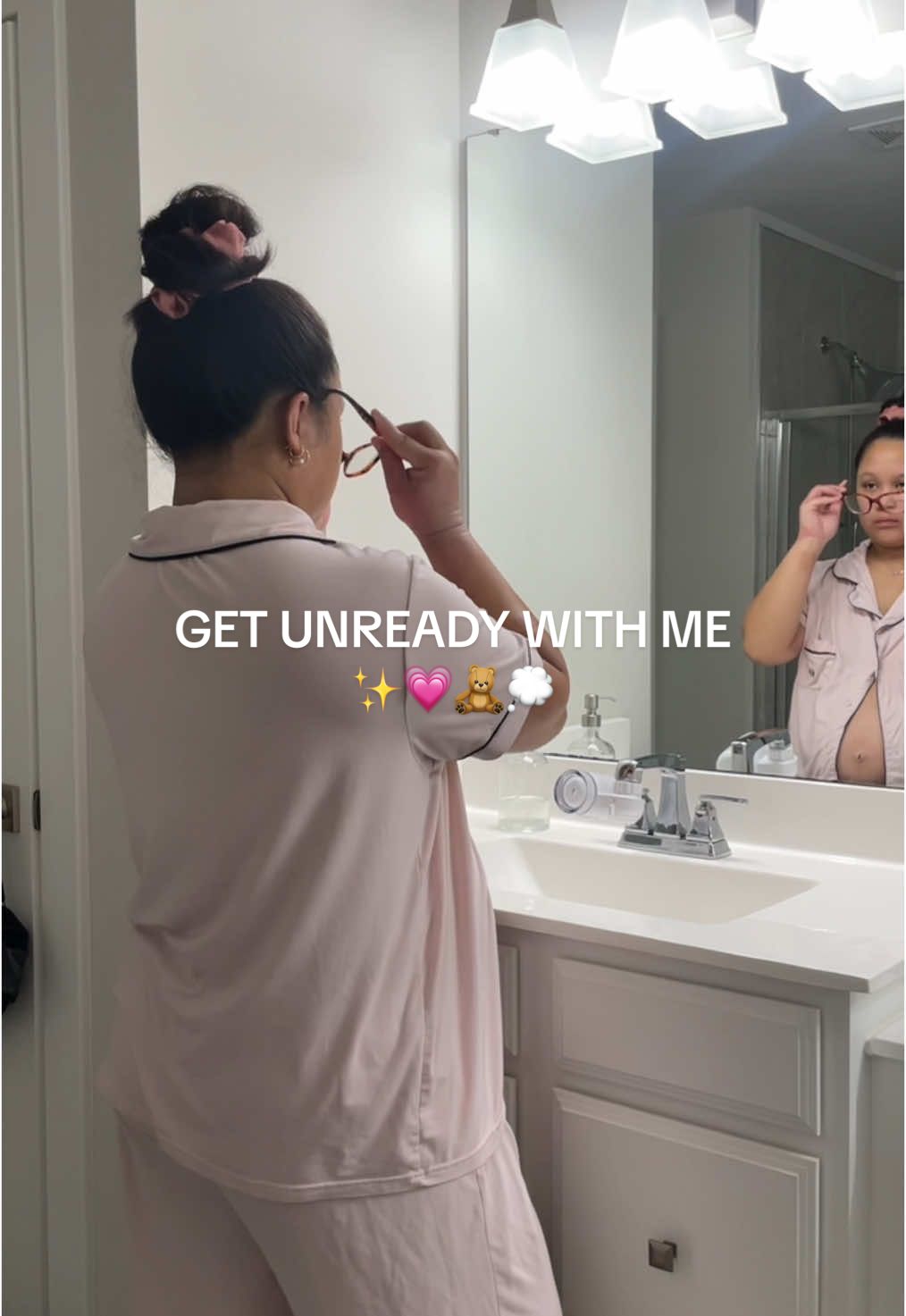 good night yall 🌙✨💗 (from last night) @First Aid Beauty @Dove Beauty & Personal Care @skinsmart_antimicrobial @e.l.f. Cosmetics @CeraVe @Dionis Goat Milk Skincare @JergensUS @Aveeno  #guwm #getunreadywithme #nightroutine #skincare #MomsofTikTok #toddlermom #momtok #pregnant  get unready with me guwm