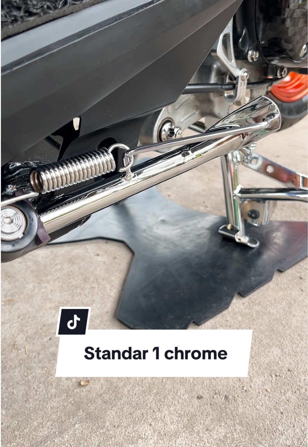 Pakai ini dong standar yg sudah d chrome ulang #standarchrome #vario #vario125 #varioledold #variomodifikasi 