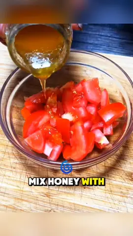Don't combine honey with tomatoes #naturalremedies #naturalremedy #detox #detoxdrink #Recipe #recipes #tomatoes #tomato #honey #fyp 
