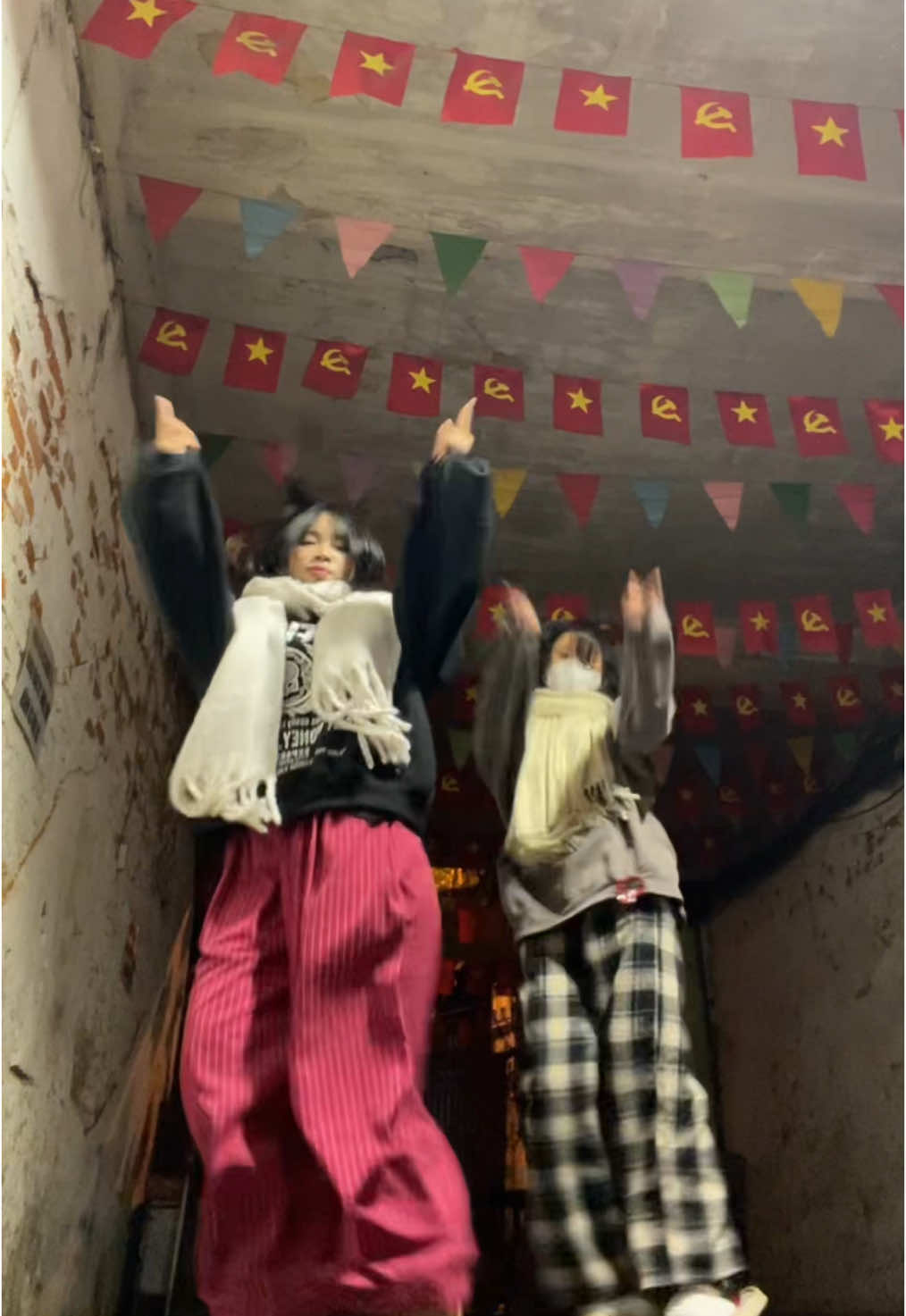 Rủ bạn bè quay cái trend đáng iêu này ngayyyy @Dị ứng tương ớt 🥵 #dance #viral #fyp #xuhuong 