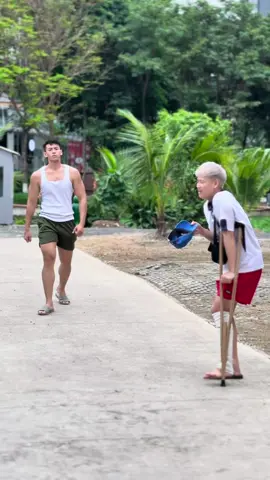 * p0or b0y ... ^^ [Nam Phương] #namphuong #shorts #funny #comedy #action #foryou #viral #foryou 