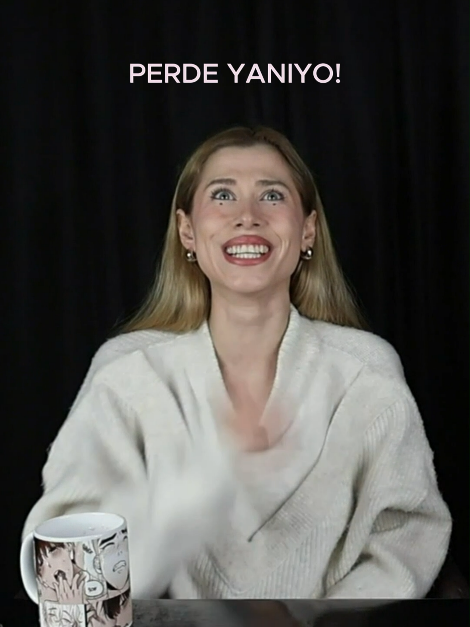 Sondaki mimik SİCCİN'le yarışır..😶(ateş bizi çağırıyor)  @aamara.demi FULL VİDEO İÇİN; YOUTUBE:AADemiTV #nbi #neysebiziilgilendirmez#aademitv #shorts #komik #ateş #perde