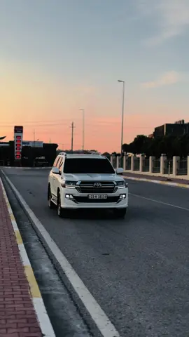 #foryoupage #foryoupageofficiall #ماشاءاللّٰه_سبحان_اللّٰه_💖 #landcruiser #2019 #tiktok 