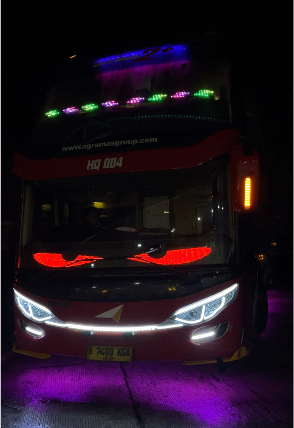 Plirak plirik golek penumpang 😎#strobomata #Lampu Mata Elang Strobo Rx King Depan #bus #magelang24jam #busindonesiakeren #videobusindonesia #fyp #fyppppppppppppppppppppppp #agramasdoubledecker #terminalbus #magelangkotasejutabunga #strobo #runingtext #foryouu 