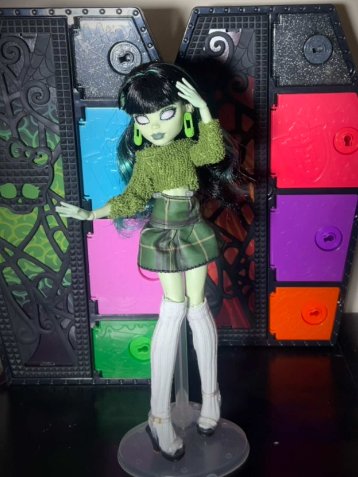 Resultado final da custom da scarah g3  #monsterhighdolls #monsterhighg3 #monsterhighcollector #customdolls #scarahscreams #dollrestoration  @mattel  