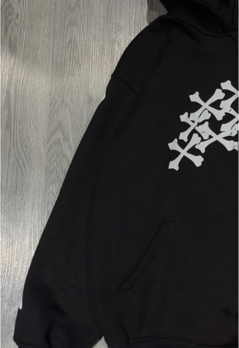 BONE Detail Boxy Hoodie Zipper By MIDDLEITS ! #OOTD #hoodie #ttshoplocal 