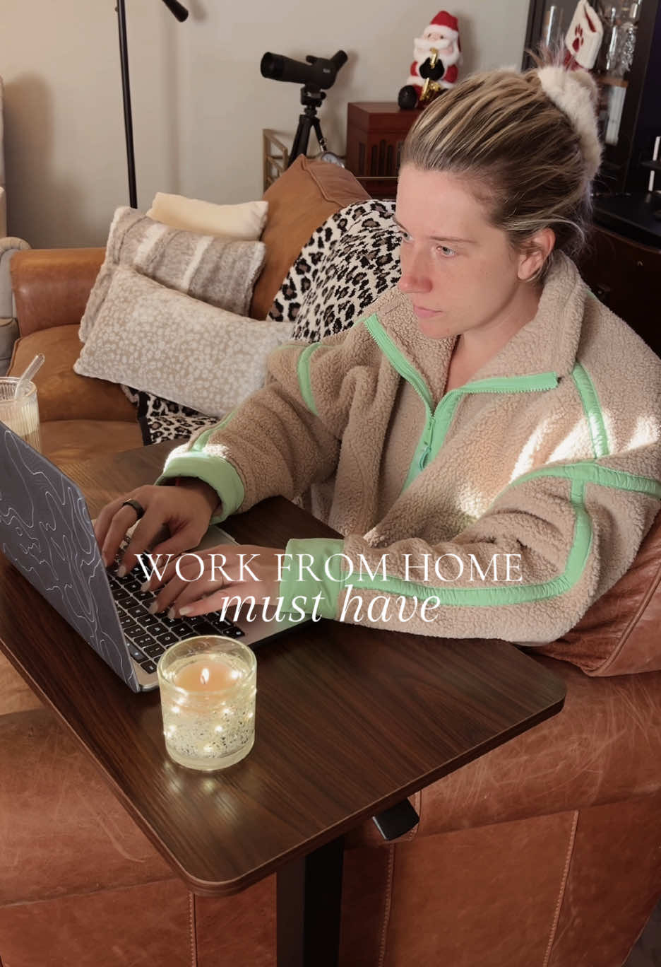 click the orange cart to shop my mobile desk 🖤 this has been an absolute game changer working from home 🥳 #tiktokshopholidayhaul #overbedtable #mobiledesk #standingdesk 