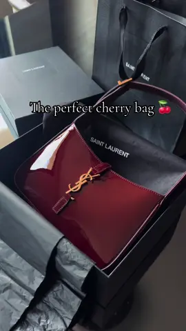 Mi favorita del momento 🍒😍 #yslbag #cherrybag #fyp #parati #foryoupage 