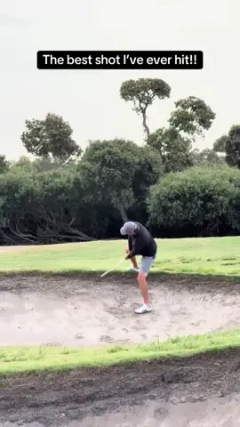 One of the most ABSURD golf shots you'll ever see. 🤯 🎥 @macbouchergolf #golf #golftok #golftiktok #golfshot #trickshot #trickshots #golfskill #golfswing