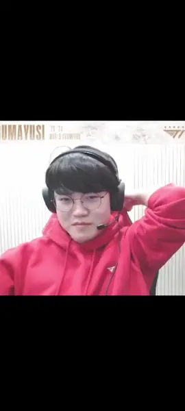 2 em bé mẫu giáo tạm biệt nhau hả 🤭 #gumayusi#oner#t1 