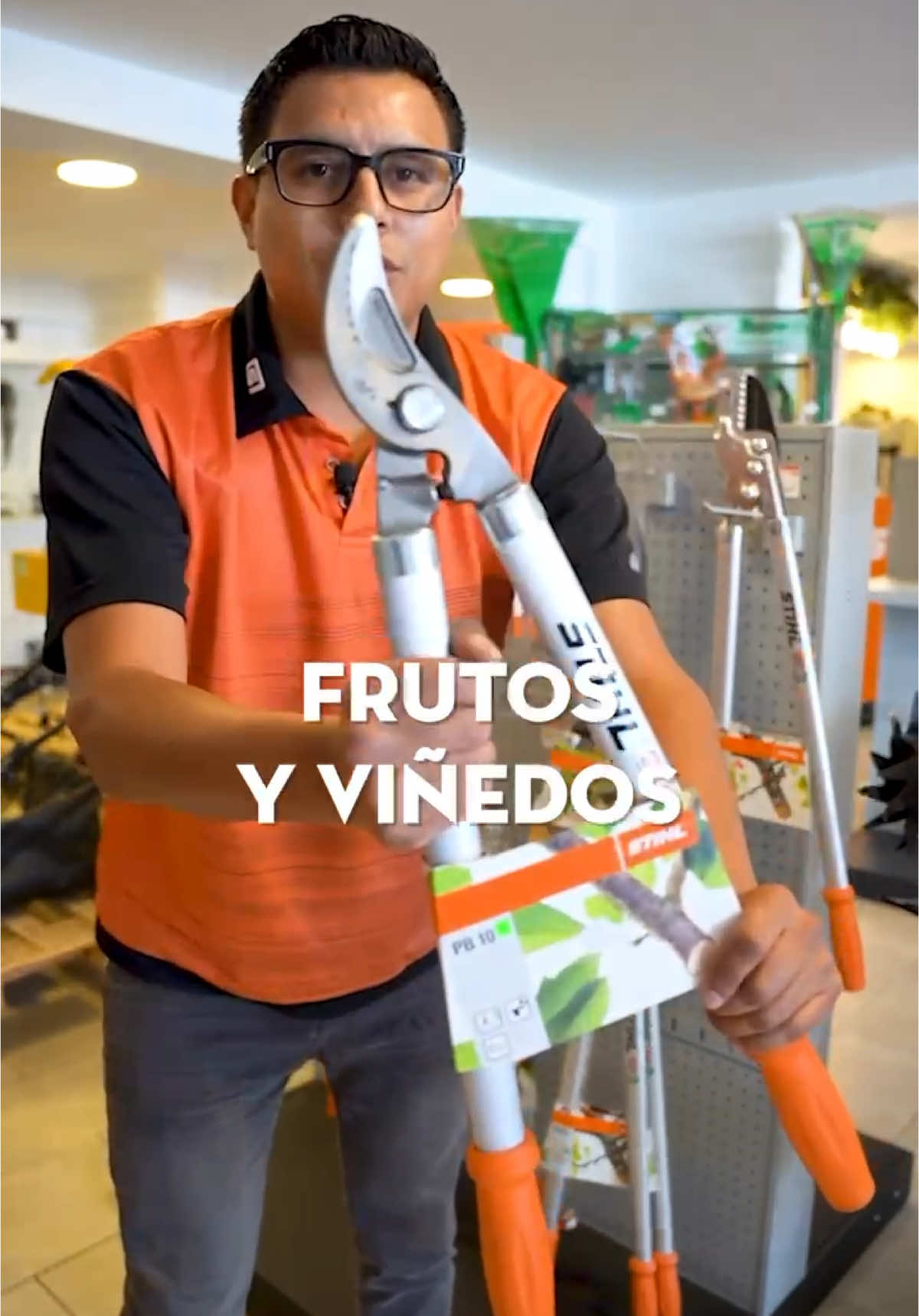 ¡Precisión en cada corte con las tijeras para desramar STIHL! Diseñadas para hacer tu trabajo más eficiente y cómodo. ¡Elige el modelo que mejor se adapte a tus necesidades!  #BosTaurus #STIHL #JardineríaProfesional #Herramientas #Carcelén #Tambillo