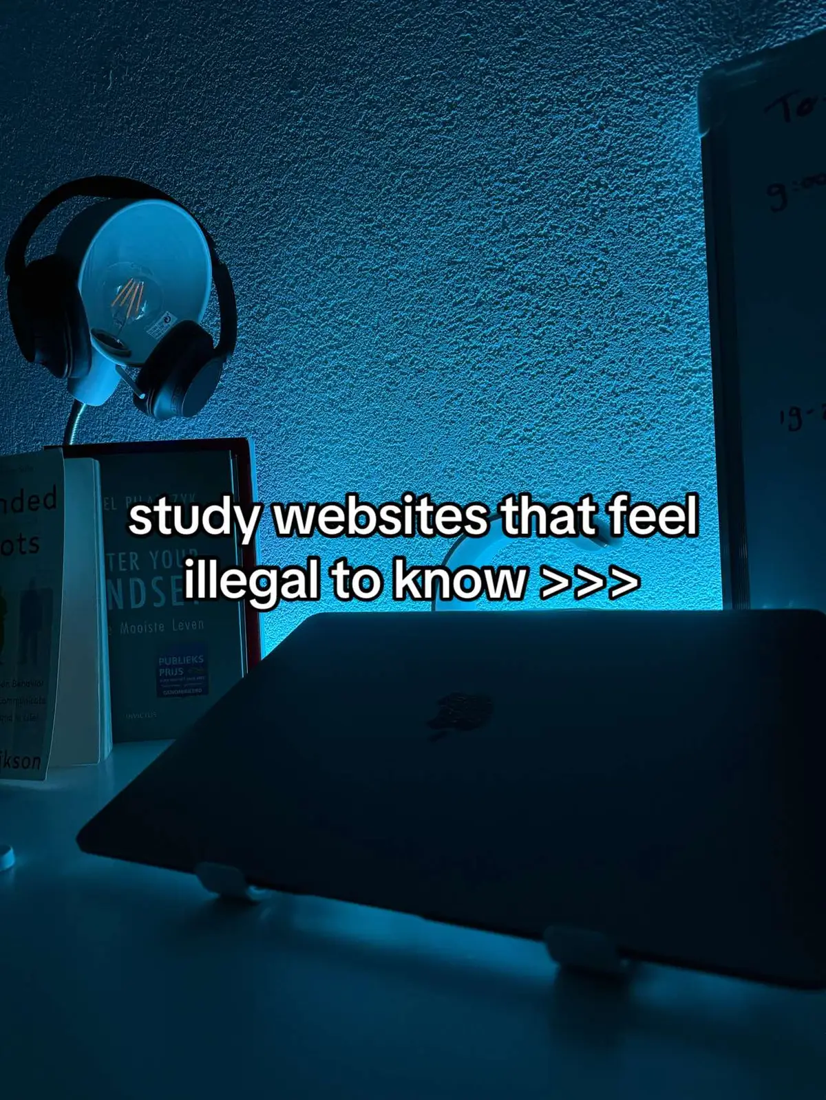 Ai tools for students :) #aitoolsforstudents #studywebsites #aitools #studyapps #studytok #students #finalsweek #examseason 