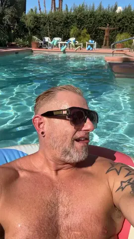I ❤️ my Palm Springs life!! #gay #daddy #pool #soldier