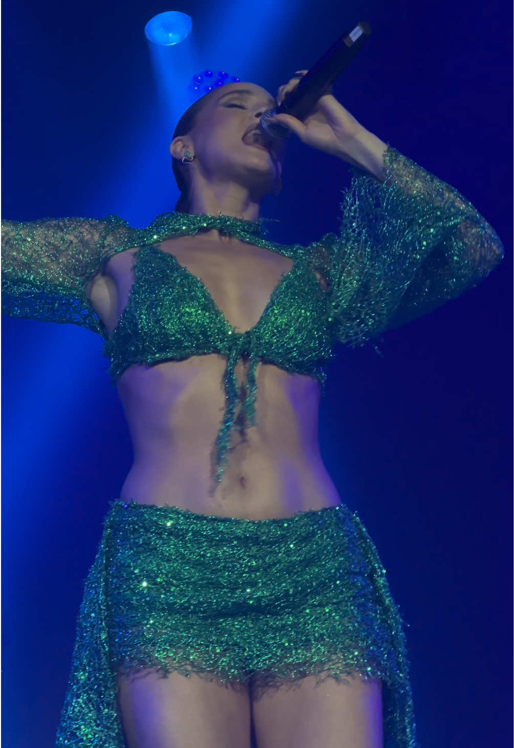 κάθε λεπτομέρεια πάνω σου την ξέρω 💚 #pali #live #performance #greek #greece #greekamerican 