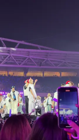 Ôi ánh mắt ấy, cái ôm ấyyyyy. Cứuuu 🫣🫣 #phapkieu #duongdomic 