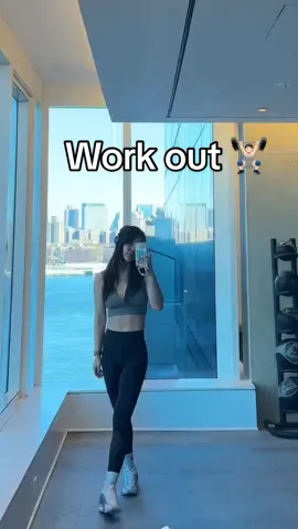 Work out ootd🏋🏻‍♀️. . . #fyppppppppppppppppppppppp #fypシ゚viral #fahiontiktok #workout #GymTok #gymootd #gymgirl #alo #lululemon #workoutmotivation #morningvlog #viraltiktok #fashiontiktok #styletips #outfitinspo #OOTD#koreangirl#fahsiontiktok #nyclifestyle #morningroutines #gymmotivation 
