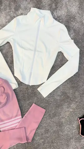 gymgirlss 🎀💅🏻 #gymgirl #gymwear #gymgirlsoftiktok 